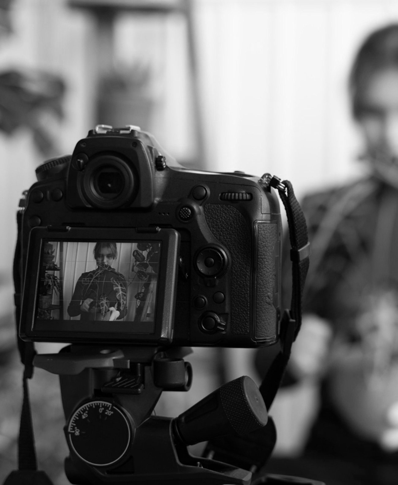 Câmera profissional em produção audiovisual